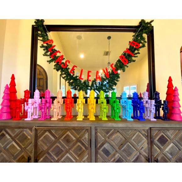Set of 13 Hand Painted Rainbow Nutcrackers ‘The Love Cracks’ Brand New - Picture 5 of 5
